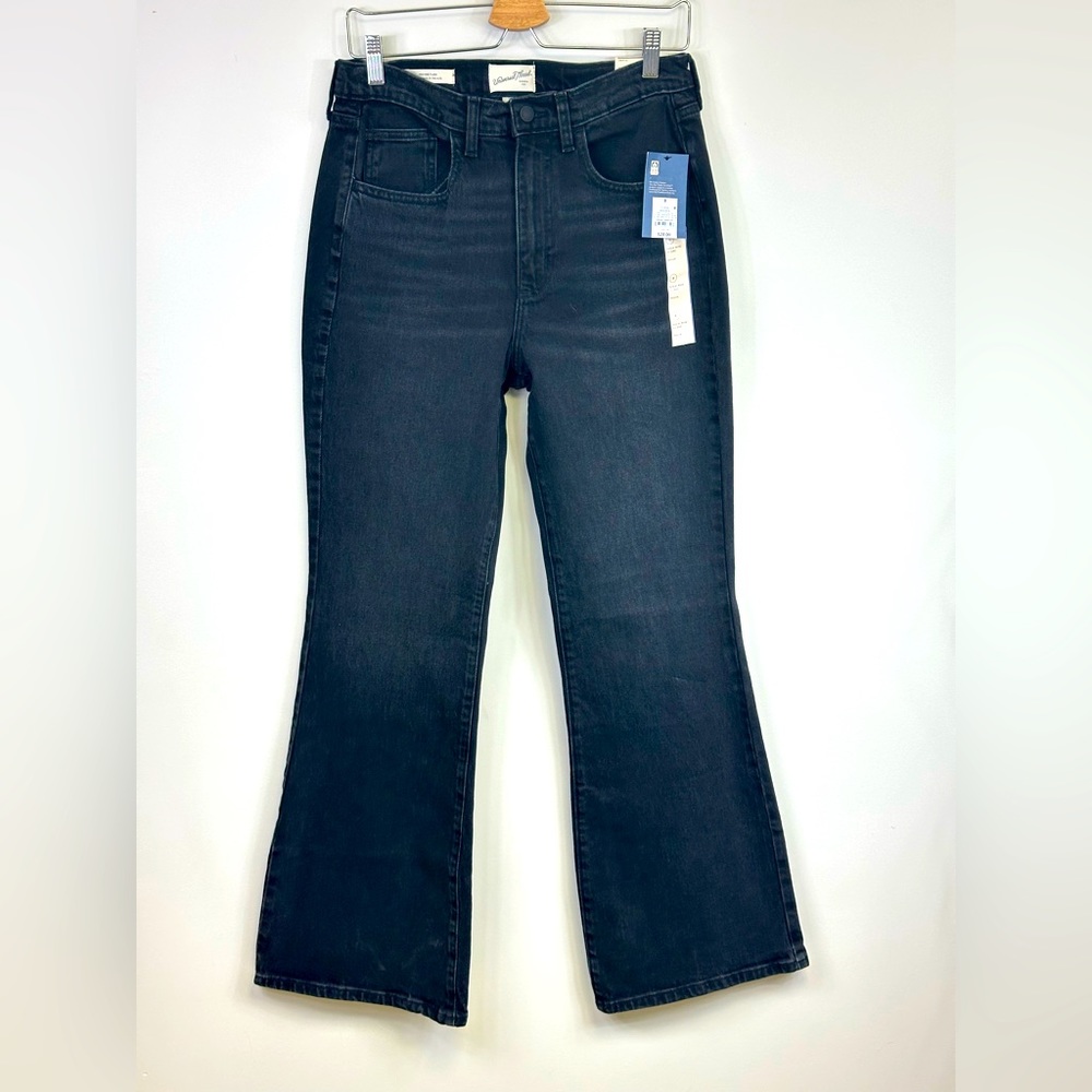 NWT Universal Thread Black High Ruse Flare Jeans. Size 8